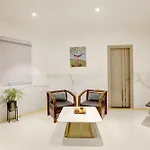 Hotel Delhi 37